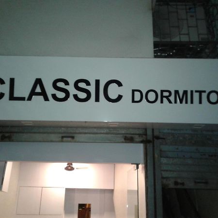 Classic Dormitory Mumbai Dış mekan fotoğraf