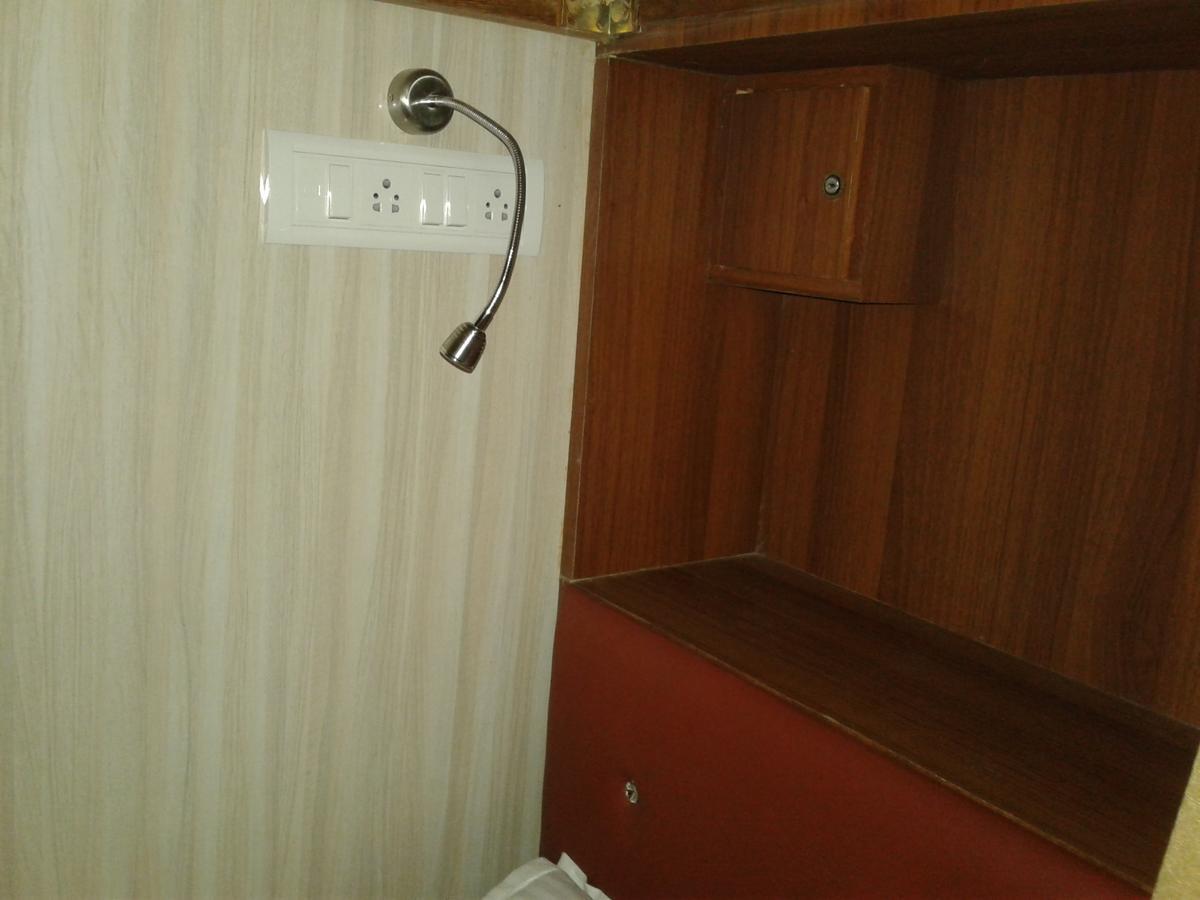 Classic Dormitory Mumbai Dış mekan fotoğraf